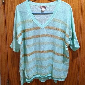 Love 21 size Large Summer Weight Sweater
